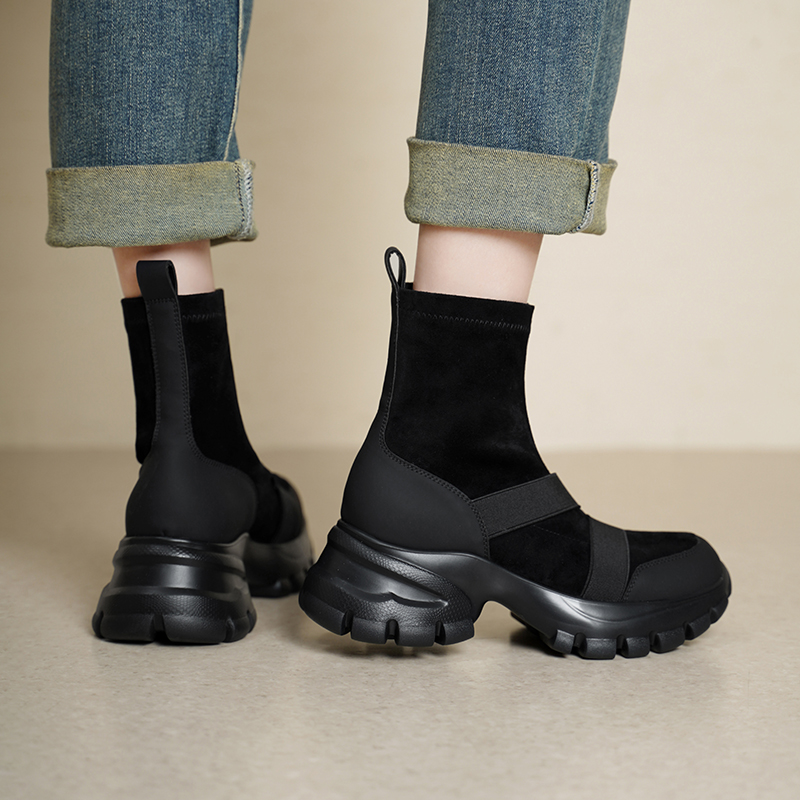 Damskie zamszowe botki na plat – Toe Sock Split recenzja i cena